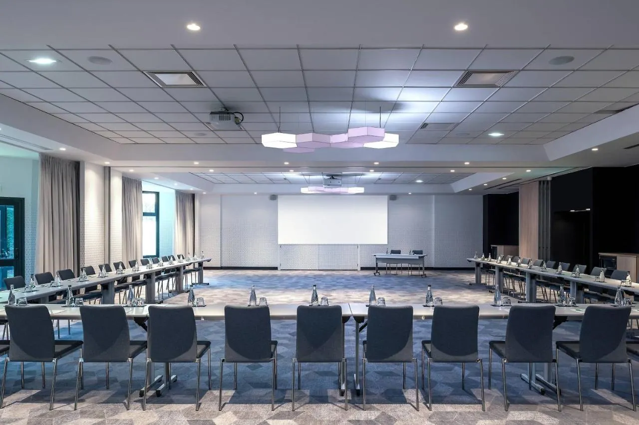 ****  Hotel Courtyard by Marriott Paris Roissy Charles de Gaulle Airport à Le Mesnil-Amelot France