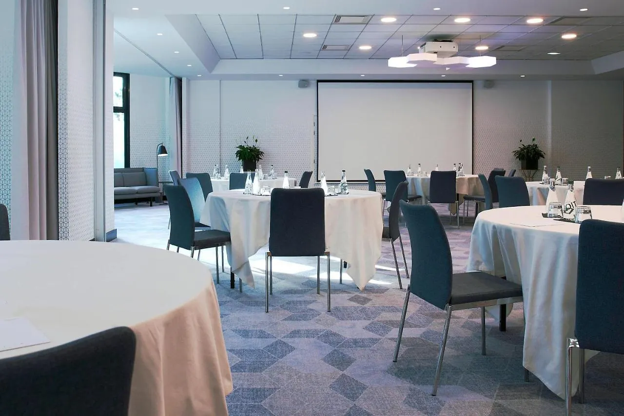 The Jangle Hotel - Paris - Charles De Gaulle - Airport Le Mesnil-Amelot